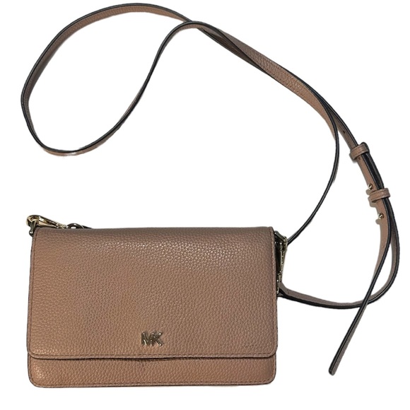 Michael Kors Handbags - Michael Kors Crossbody Purse with Cell Phone Slot